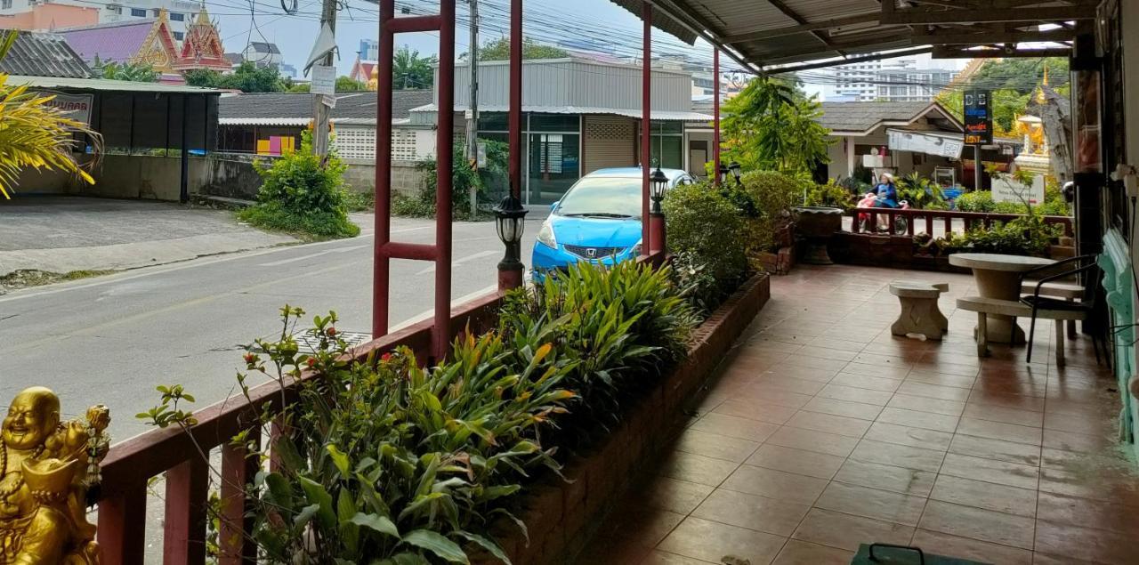 Apartments Thai Smile Pattaya Esterno foto