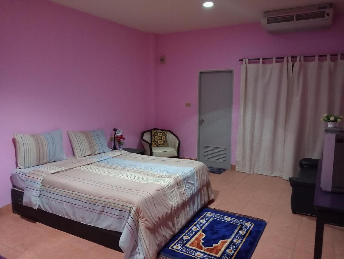 Apartments Thai Smile Pattaya Esterno foto